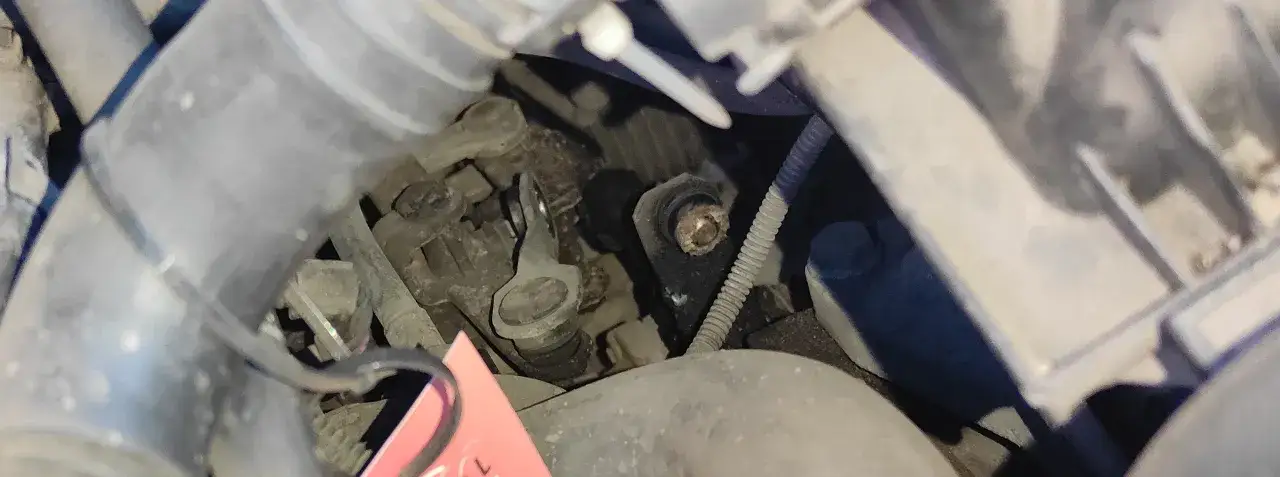 mechanizm zmiany biegów Golf 4 pod maską
